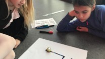 4. nord programmerer robotter