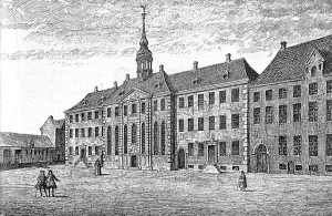 640px-Vajsenhuset_paa_Nytorv
